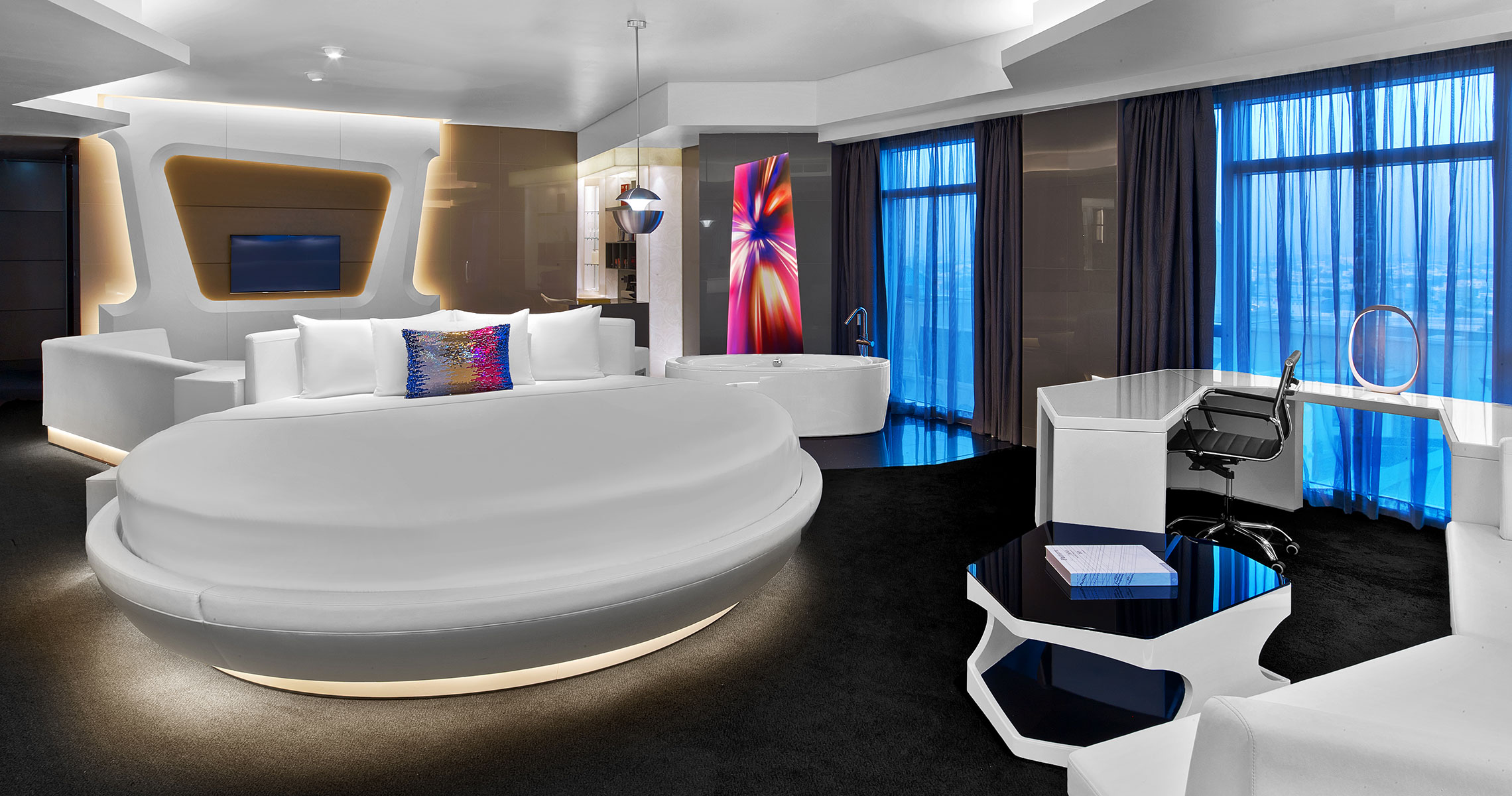 V-Hotel-Dubai-Valor-Suite